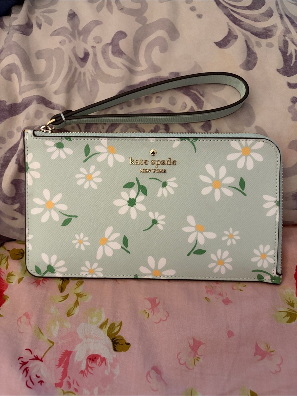 kate spade mint green daisy print wristlet